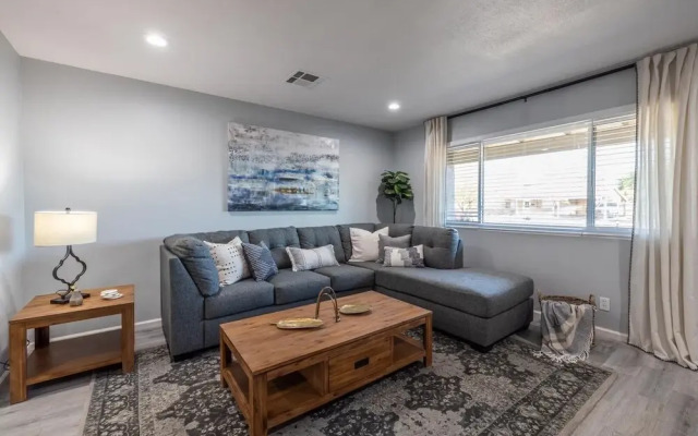 Chandler Galveston 4 Bedroom Home by RedAwning