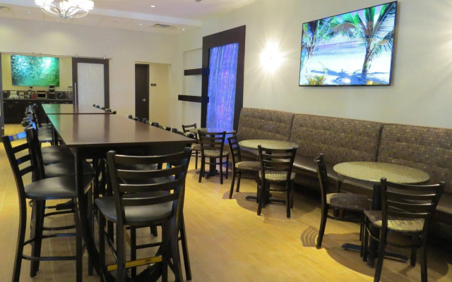 Best Western Plus Hollywood/Aventura