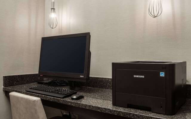 Sonesta ES Suites Fairfax Fair Lakes