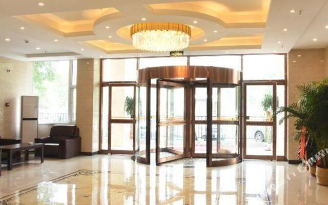Super 8 Hotel (Beijing Xinnan Road Miyun Station)