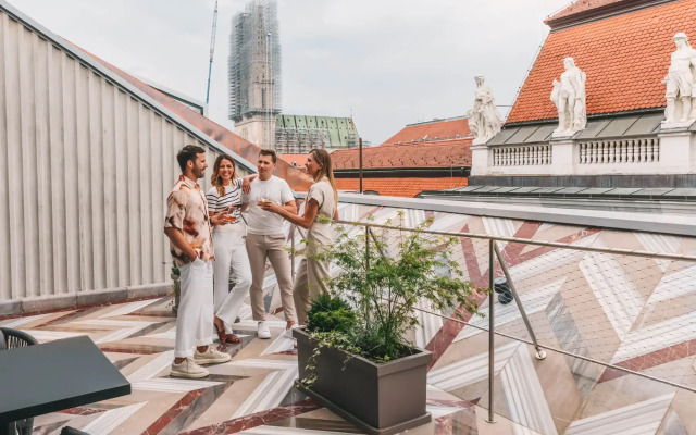 Met Boutique Hotel