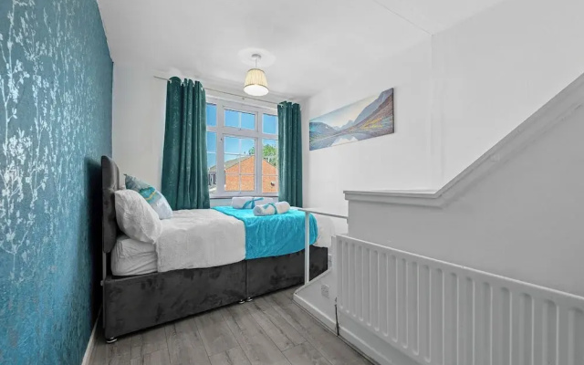 Cozy 3 bedroom house near hospital