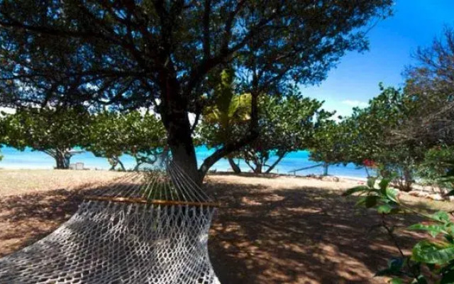 Fischers Cove Beach Hotel