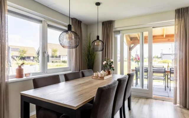 Welcoming Holiday Home With Private Garden