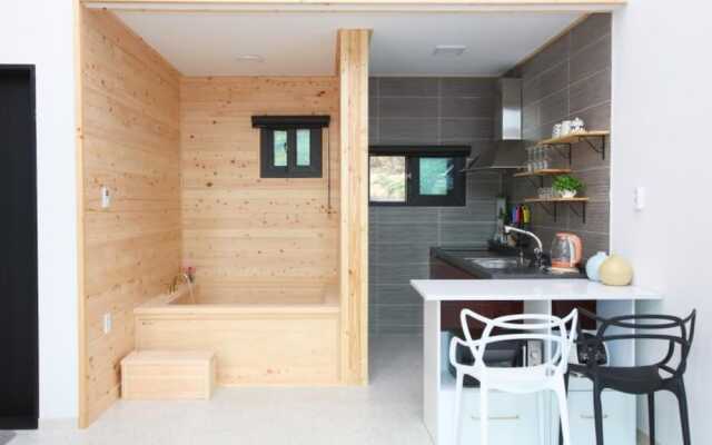 Danyang P and P Pension