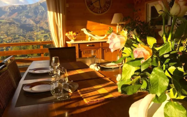 "La Coustille" Chambres et Table d'Hôtes