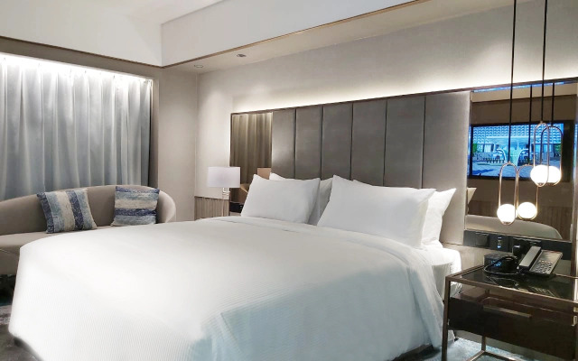 Sari Pacific Jakarta, Autograph Collection