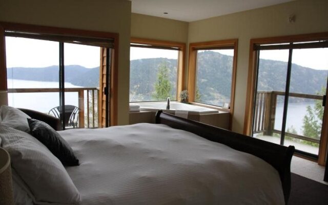 Moon Water Lodge