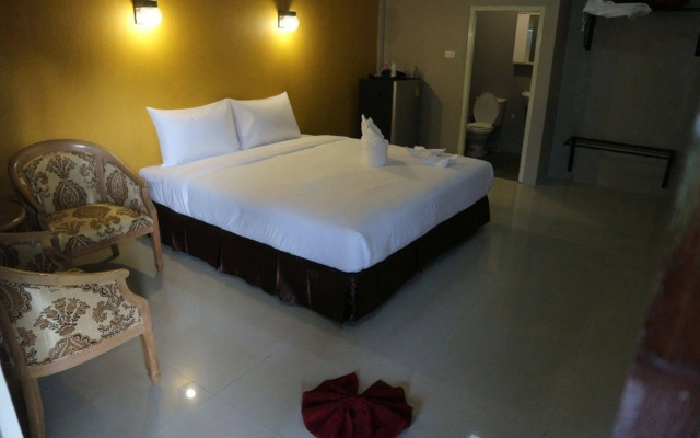 Lanta Smile Resort @Longbeach