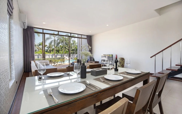 Spacious 3BR Pool Access Villa Argent 7