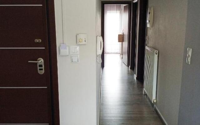 Nikolas Apartment