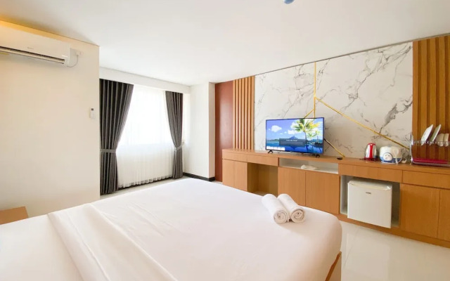 Cozy Living Studio (No Kitchen) At Sentraland Semarang Apartment