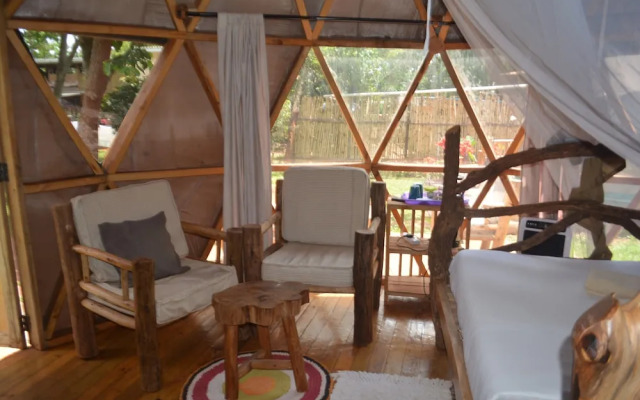 Jinja Backpackers