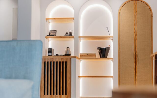 Oliving Mykonos Luxury Suites