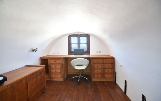 Cycladic Apartment