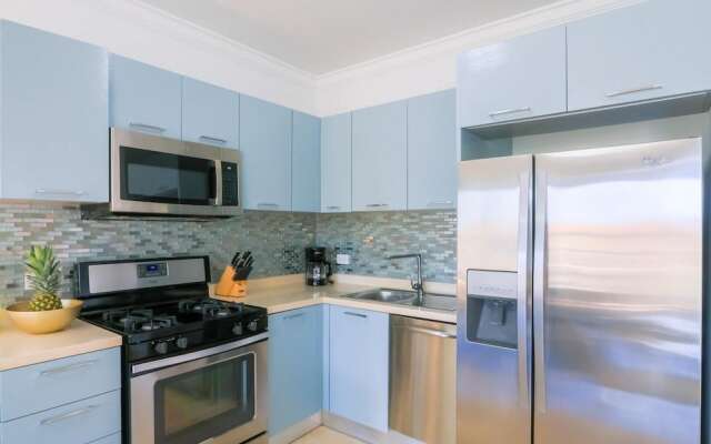 Amazing 1br1ba Condo With Balcony Great Location