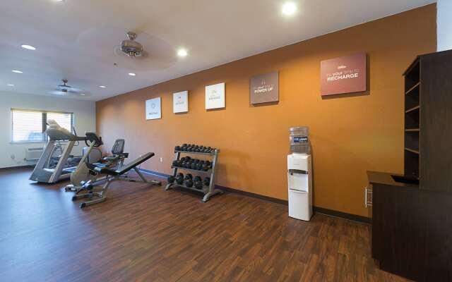 Comfort Suites Beachside