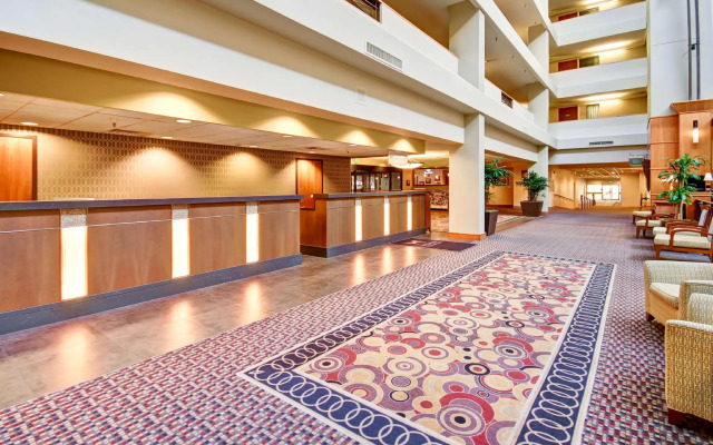 DoubleTree Suites by Hilton Seattle Airport - Southcenter