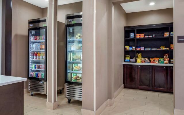 La Quinta Inn & Suites Cleveland