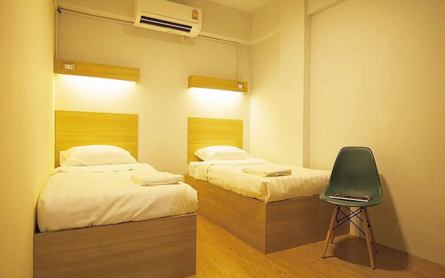 Micro Hostel