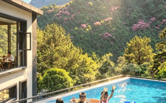 Jinshining Vila – Pool – Chongqing