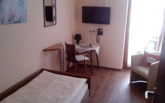 Haus Achtal, Hotel Garni
