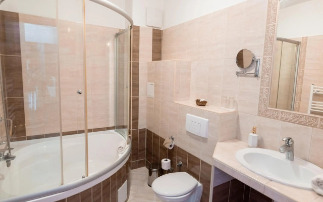 Aphrodite Hotel