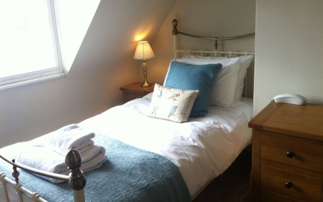 Cathedral Gate Hotel