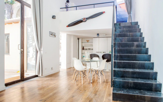 Della Scala Modern Apartment