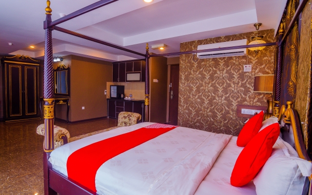 OYO 90134 K Garden Hotel