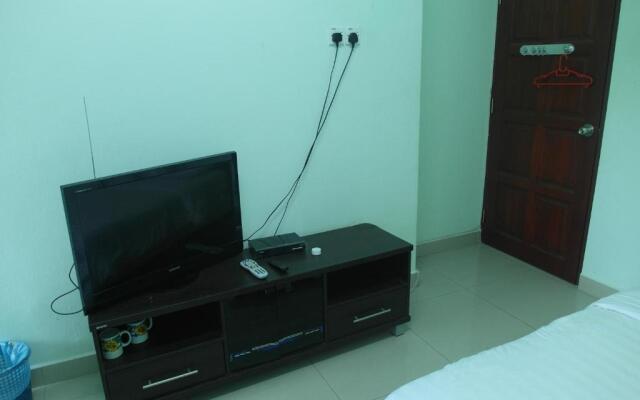 Jarzmin 2 Rooms Apartment