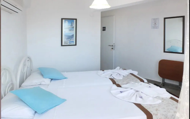 Caretta Hostel