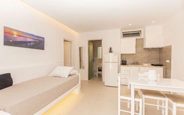 Crystal Suites