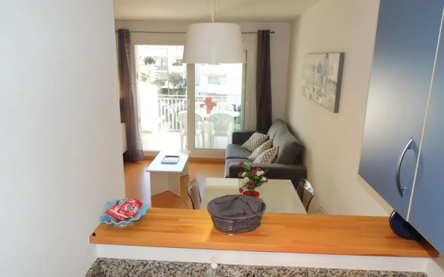 Apartment in Roses for 4 People