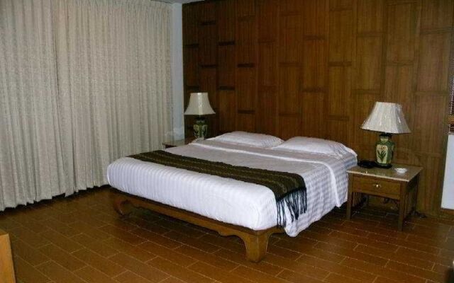 Sailom Resort Bangsaphan Prachuabkirikhan