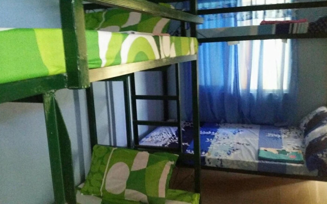 RMS Travellers Inn - Hostel