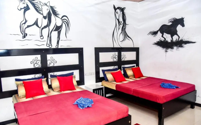 Isuru City Hotel