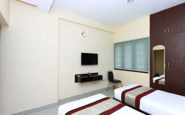 Neighbour Inn Kolathur