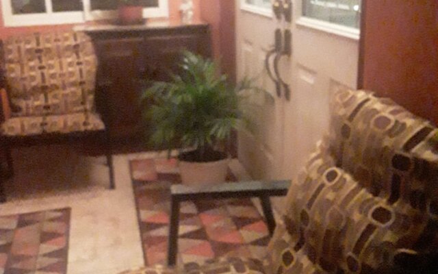 Derick's Inn