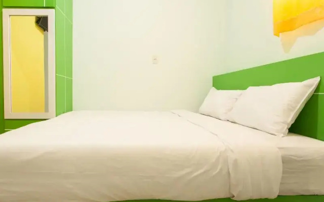 Dinda Residence by OYO Rooms
