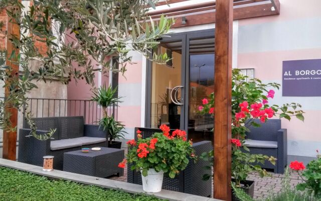 Al Borgo Residence Apartments And Rooms