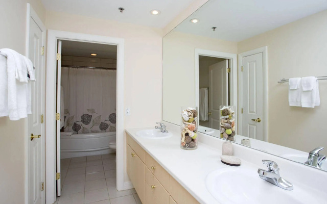 Moore Executive Suites - The Paramount