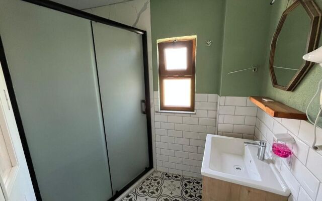 Akar Butik Otel Gökçeada