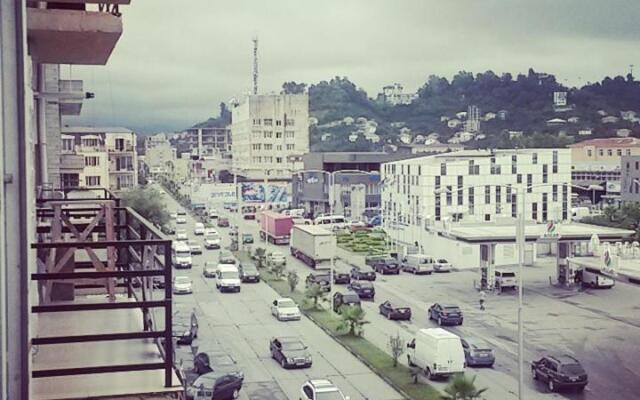 2Komnatnaia Kvartira