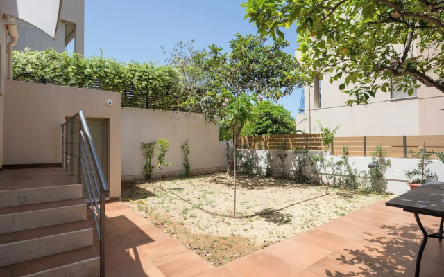 Lithos Residence