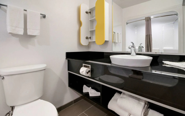 Studio 6 Ingleside, TX