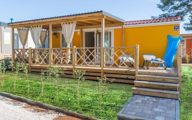 Camping Adria Mobile Homes Lanterna