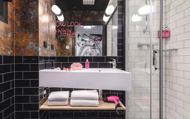 Moxy Poznan Airport