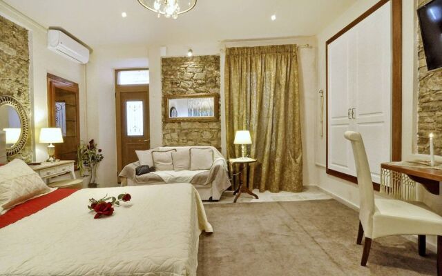 Venetian Suites Metropolis by Konnect, Old Corfu Town