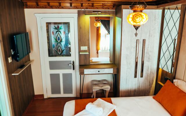 Astra Boutique Hotel